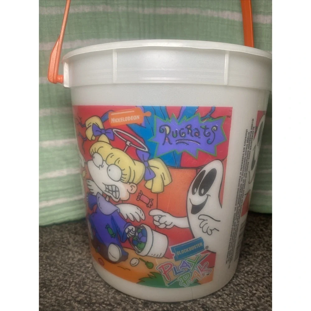 VTG 1998 Blockbuster Video Rugrats "PLAY PAK" Glow-in-the-Dark Halloween Bucket - Picture 2 of 10